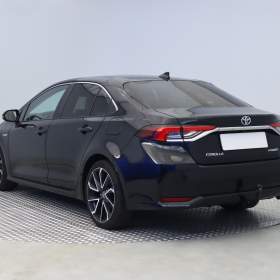 Foto inzerátu Toyota Corolla 1.8 Hybrid