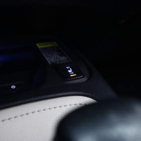 Foto inzerátu Toyota Corolla 1.8 Hybrid