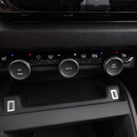 Foto inzerátu Citroën C4 1.2 PureTech