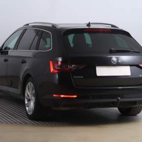 Foto inzerátu Škoda Superb 2.0 TDI