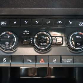 Foto inzerátu Škoda Karoq 1.5 TSI