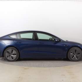 Foto inzerátu Tesla Model 3 Std Range Plus 55kWh