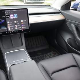Foto inzerátu Tesla Model 3 Std Range Plus 55kWh