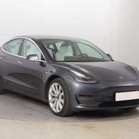 Tesla Model 3 Long Range 4WD 78kWh / 19577849