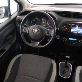 Foto inzerátu Toyota Yaris 1.5 Hybrid