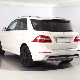 Foto inzerátu Mercedes-Benz ML ML 350 BlueTEC