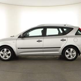 Foto inzerátu Kia Ceed 1.4 CVVT