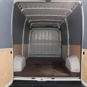 Foto inzerátu Citroën Jumper 2.2 BlueHDi