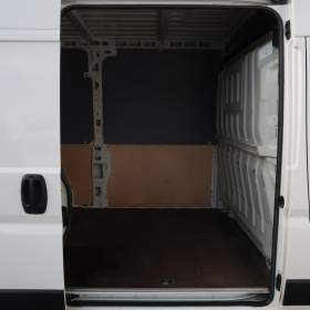 Foto inzerátu Citroën Jumper 2.2 BlueHDi