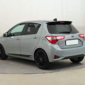 Foto inzerátu Toyota Yaris 1.5 Hybrid