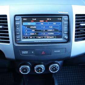 Foto inzerátu Mitsubishi Outlander 2.2 DI-D