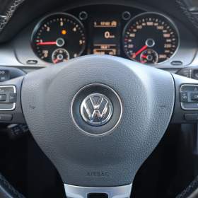 Foto inzerátu Volkswagen Passat 2.0 TDI
