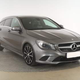 Mercedes- Benz CLA 180 CDI / 19578789