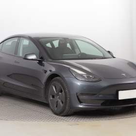 Tesla Model 3 Long Range 4WD 79kWh / 19578850