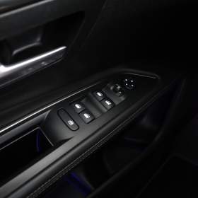 Foto inzerátu Peugeot 5008 PureTech 130