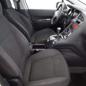 Foto inzerátu Peugeot 5008 1.6 HDi