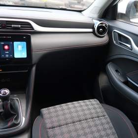 Foto inzerátu MG ZS SUV 1.5