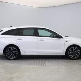 Foto inzerátu Hyundai i30 1.5 T-GDI MHEV