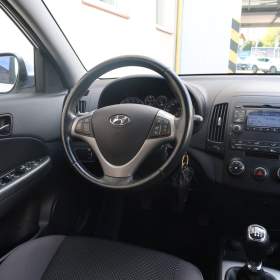 Foto inzerátu Hyundai i30 1.6 CVVT