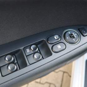 Foto inzerátu Hyundai i30 1.6 CVVT