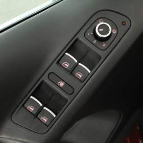 Foto inzerátu Volkswagen Tiguan 2.0 TDI