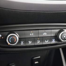 Foto inzerátu Opel Crossland 1.2 Turbo