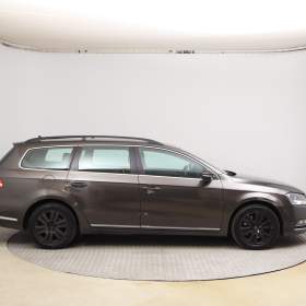 Foto inzerátu Volkswagen Passat 2.0 TDI