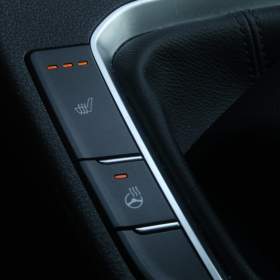 Foto inzerátu Hyundai i30 Fastback 1.0 T-GDI