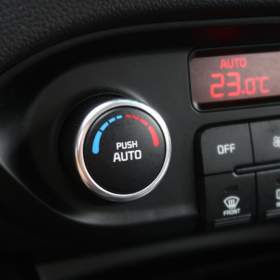 Foto inzerátu Kia Carens 1.6 GDI