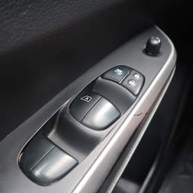 Foto inzerátu Nissan Navara 2.3 dCi