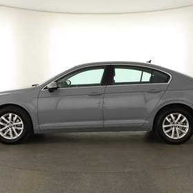 Foto inzerátu Volkswagen Passat 1.5 TSI