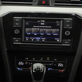 Foto inzerátu Volkswagen Passat 1.5 TSI