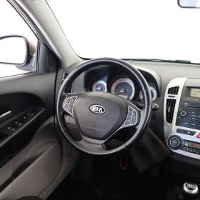 Foto inzerátu Kia Ceed 1.4 CVVT