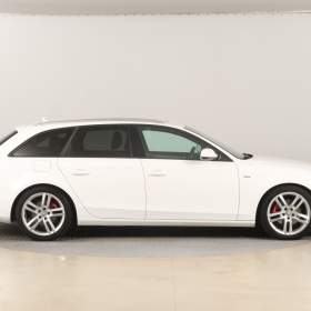 Foto inzerátu Audi A4 2.0 TDI