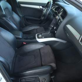 Foto inzerátu Audi A4 2.0 TDI