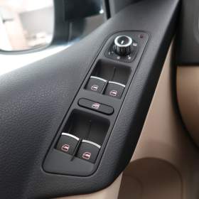 Foto inzerátu Volkswagen Tiguan 2.0 TSI