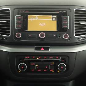 Foto inzerátu Volkswagen Sharan 2.0 TDI