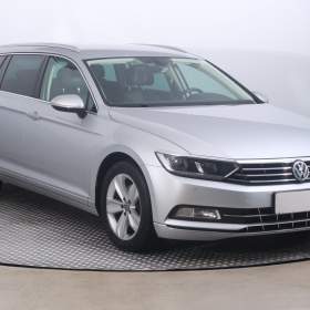 Foto inzerátu Volkswagen Passat 2.0 TDI