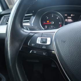 Foto inzerátu Volkswagen Passat 2.0 TDI