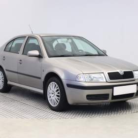 Škoda Octavia 1.6 / 19579637