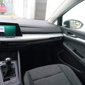 Foto inzerátu Volkswagen Golf 1.0 TSI