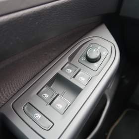 Foto inzerátu Volkswagen Golf 1.0 TSI