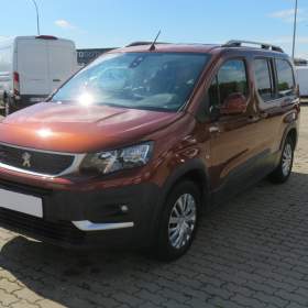 Foto inzerátu Peugeot Rifter 1.2 PureTech