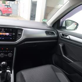 Foto inzerátu Volkswagen T-Roc 2.0 TDI