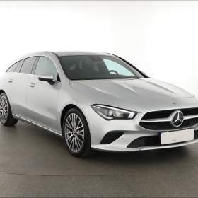 Mercedes- Benz CLA 200 / 19580146