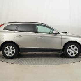 Foto inzerátu Volvo XC60 2.4 D
