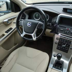 Foto inzerátu Volvo XC60 2.4 D