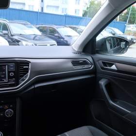 Foto inzerátu Volkswagen T-Roc 1.0 TSI