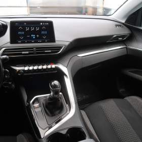 Foto inzerátu Peugeot 5008 1.6 BlueHDi