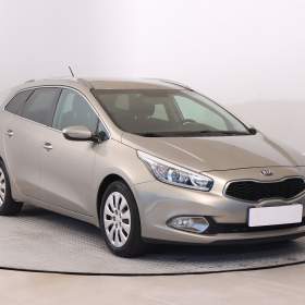 Kia Ceed 1.6 i / 19581229